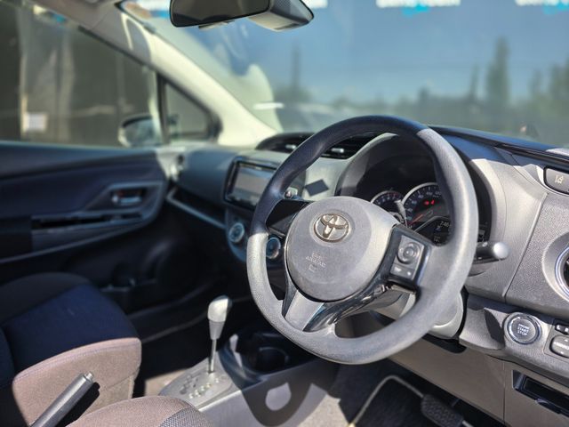 Image for 2015 Toyota Vitz 1.3 PETROL AUTO REVERSING CAMERA