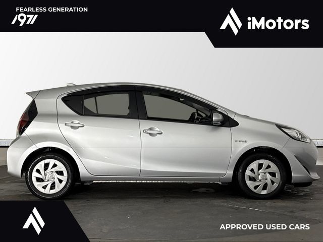 Image for 2020 Toyota Aqua S Hybird Automatic 