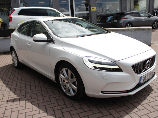 Image for 2020 Volvo V40 2020 VOLVO V40