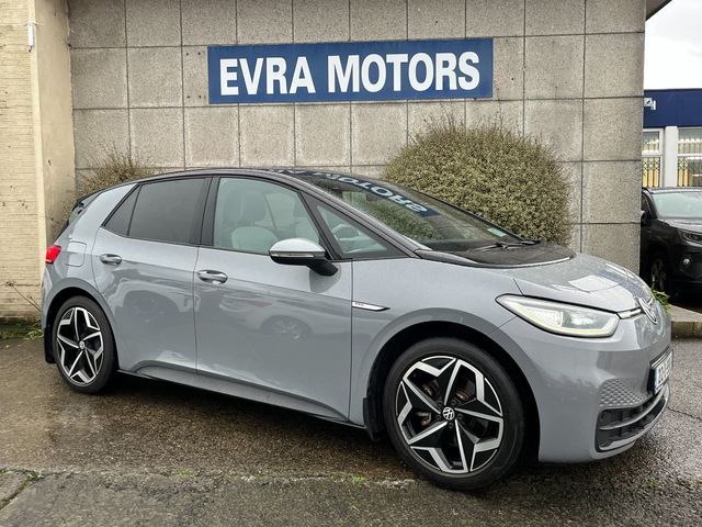 Image for 2021 Volkswagen ID.3 PRO STYLE 58KWH EV //PANORAMIC GLASS ROOF//HALF LEATHER HEATED SEATS//HEATED STEERING WHEEL//SAT NAV// 