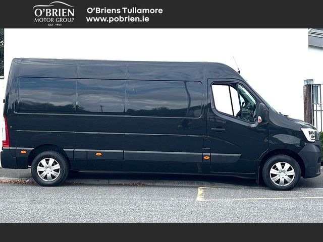 Image for 2022 Renault Master FWD LM35 BLUE DCI 135 PRICE + VAT