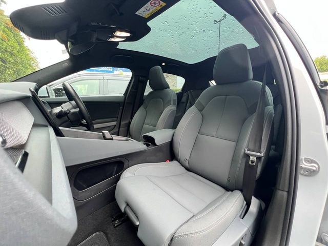 Image for 2023 Polestar 2 PLUS 69KWH // PANORAMIC SUNROOF // APPLE CARPLAY/ANDROID AUTO // 360 PARKING CAMERAS