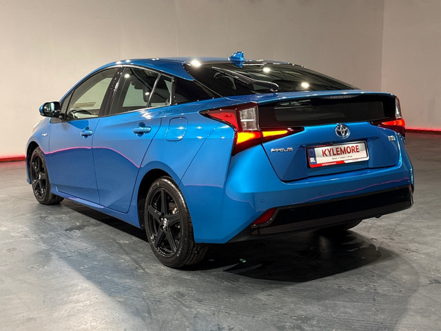 Image for 2019 Toyota Prius 1.8 HYBRID AUTOMATIC - TOURING EDITION - BLACK LEATHER - FACTORY ALLOYS - CRUISE CONTROL - TOYOTA SAFETY SENSE - HEATED SEATS - REAR CAMERA