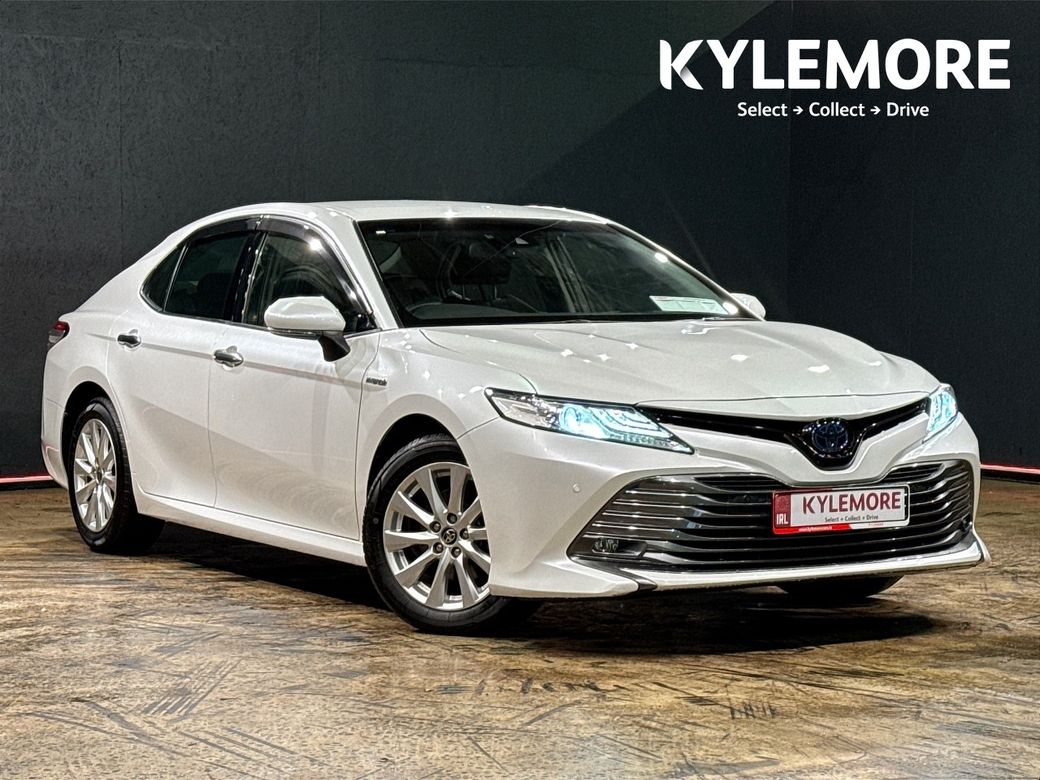 Image for 2020 Toyota Camry LUXURY SALOON - PETROL HYBRID - CRUISE CONTROL - REVERSE CAMERA