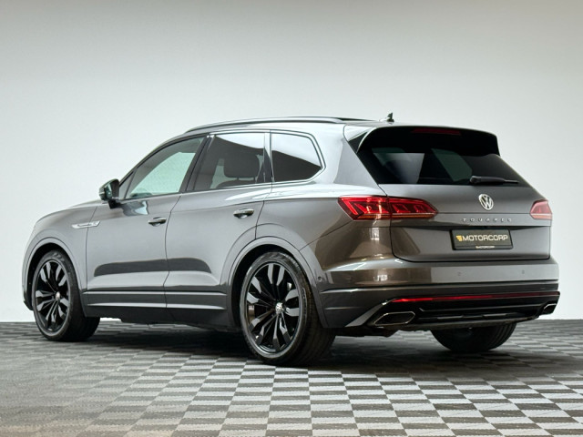 Image for 2020 Volkswagen Touareg BLACK ED 3.0 TDI V6 286HP