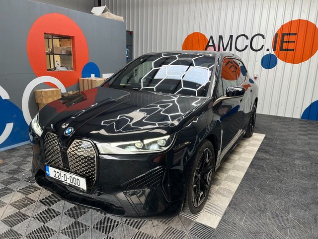 Image for 2022 BMW iX 2022 BMW IX XDRIVE40 AUTOMATIC / CRUISE CONTROL / 360 CAMERA / ELECTRIC MEMORY & HEATED SEATS / AMBIENT LIGHTS / PANORAMIC SUNROOF AND MORE
