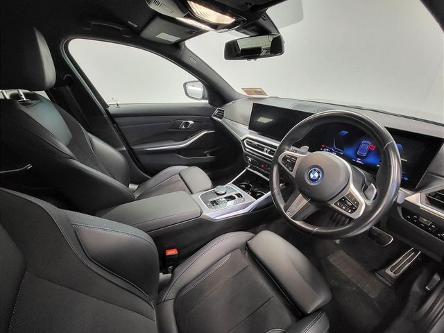 Image for 2024 BMW 3 Series 330e M Sport