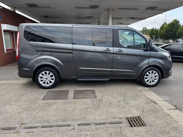 Image for 2023 Ford Tourneo Custom BUS M1 LRF 320L LTD 2.0TD170 A