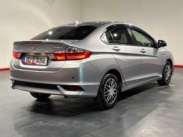 Image for 2019 Honda Grace AUTOMATIC HYBRID 1.5