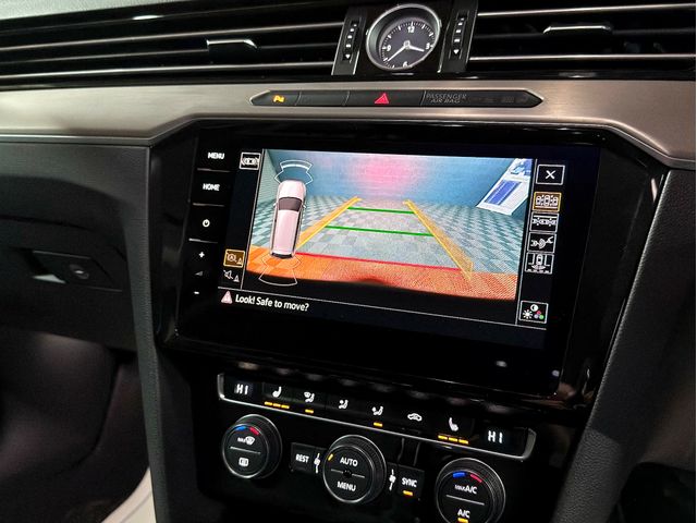 Image for 2018 Volkswagen Passat Estate 2.0L TDi Auto DSG Elegance 