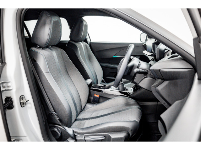 Image for 2023 Peugeot 2008 Allure 1.2 Petrol 100HP