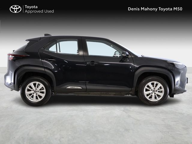 Image for 2024 Toyota Yaris Cross Luna Hybrid