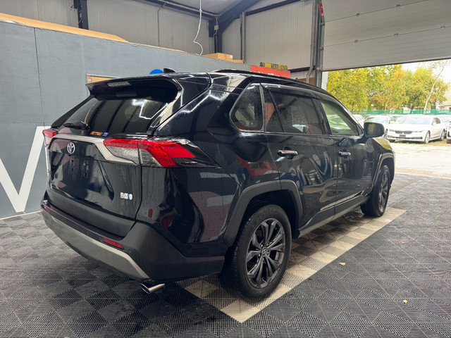 Image for 2023 Toyota Rav4 2023 TOYOTA RAV4 5d 4WD HYBRID AUTOMATIC 2.5 / CRUISE CONTROL / PARKING CAMERA / ELECTRIC MEMORY & HEATED SEATS / PADDLE SHIFTERS/ PANORAMIC SUNROOF AND MORE