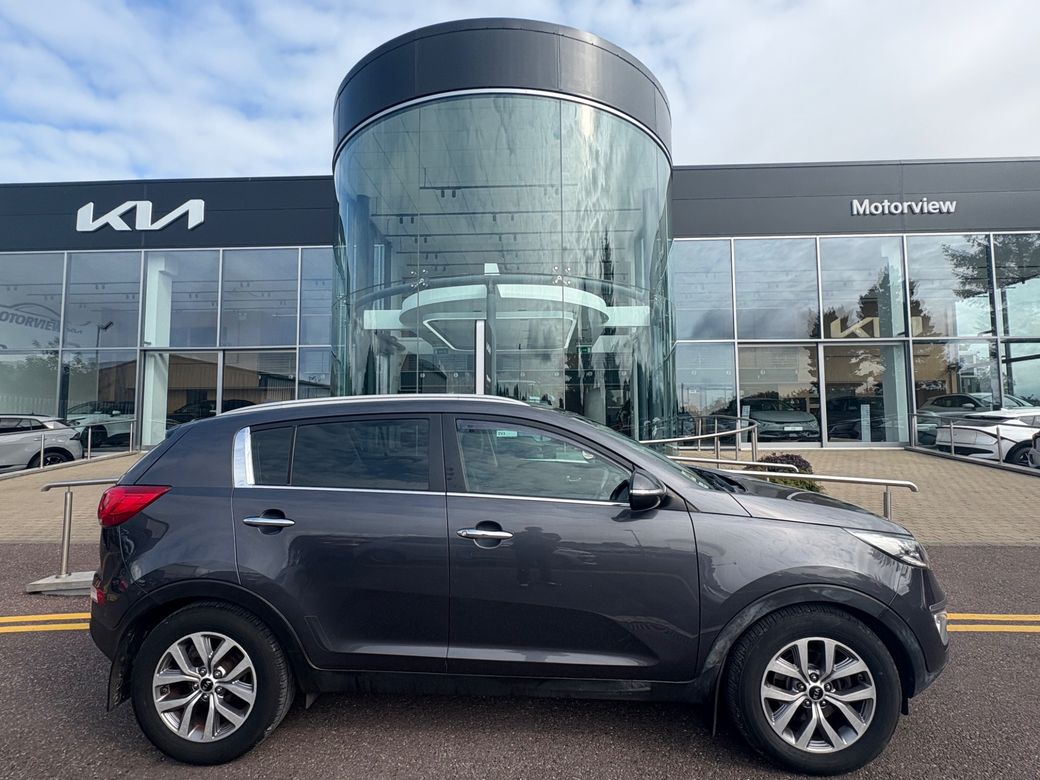 Image for 2015 Kia Sportage 1.7 Platinum 4DR, Bluetooth, Air Conditioning, Rear Parking Sensors, Multi-Function Steering Wheel, Selectable Drive Mode