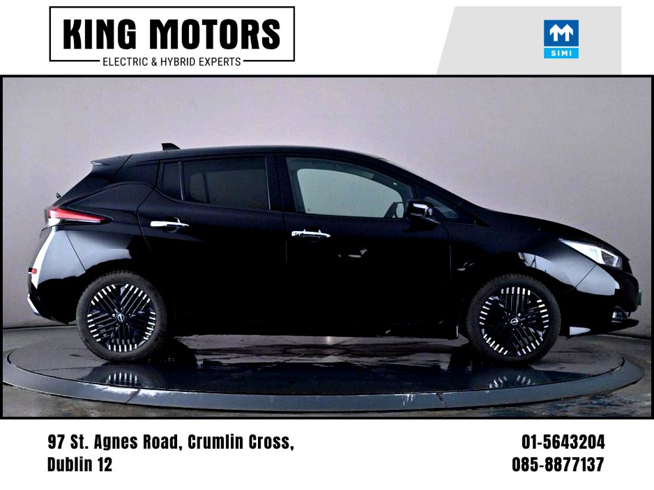 Image for 2024 Nissan Leaf N-CONNECTA / APPLE & ANDROID AUTO / NAV / RADAR CRUISE / HALF-LEATHER / PARK SENSORS / BALANCE OF 8 YEAR NISSAN BATTERY WARRANTY / *FINANCE PACKAGES AVAILABLE*