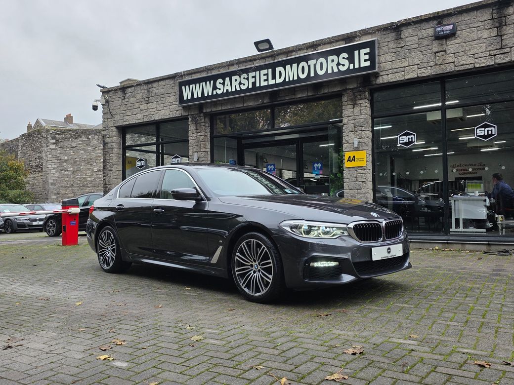 Image for 2017 BMW 5 Series 530E M-SPORT AUTO. SUNROOF. REAR ENTERTAINMENT. HUGE SPEC. FINANCE ARRANGED. SIMI. AA APPROVED.