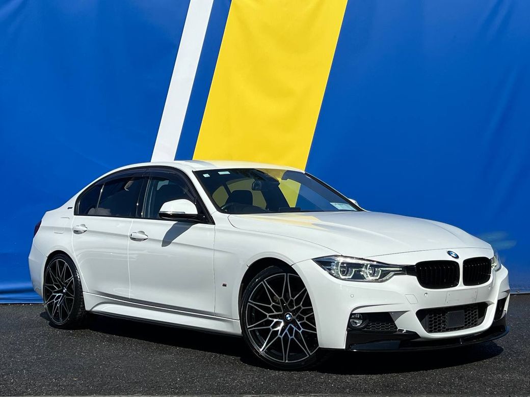 Image for 2018 BMW 3 Series 330e M-SPORT COMPETITION 2.0 HYBRID // SERVICE HISTORY // NEW 20" M3 COMP ALLOYS // ADAPTIVE CRUISE CONTROL