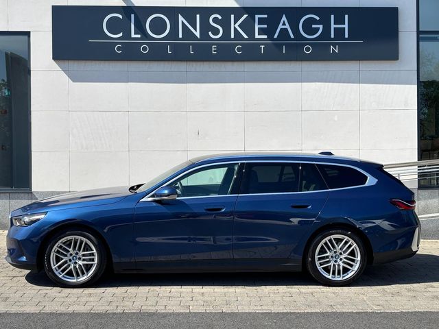 Image for 2024 BMW i5 EDRIVE40 SPORT, PAN ROOF, WHITE INTERIOR