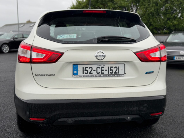 Image for 2015 Nissan Qashqai 1.5 DCI Acenta Smart Vision 110PS 5DR