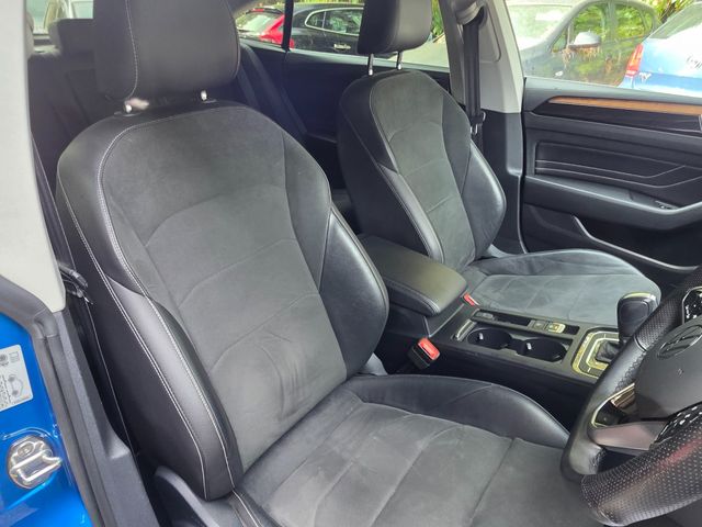 Image for 2023 Volkswagen Arteon 2.0 TDI ELEGANCE AUTOMATIC // FINISHED IN KINGFISHER BLUE