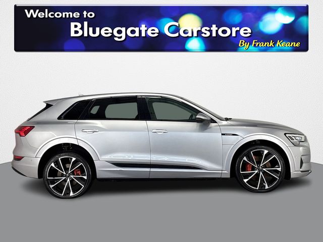 Image for 2020 Audi e-tron TECHNIK 50 QUATTRO**22"ALLOYS**HEATED LEATHER SEATS**TOUCH SCREEN MEDIA DISPLAY**APPLECARPLAY**REVERSE CAMERA**DRIVE SELECT MODES**ELECTRIC TAILGATE**MULTIFUNCTIONAL STEERING WHEEL**DIGITAL DASH**