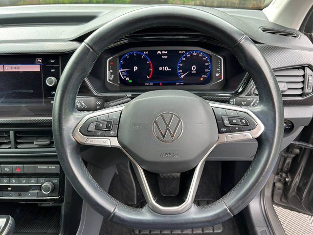 Image for 2021 Volkswagen T-Cross DESIGN 1.0 TSI AUTO // DIAMOND CUT ALLOYS // VERY LOW MILEAGE // 360 PARKING SENSORS