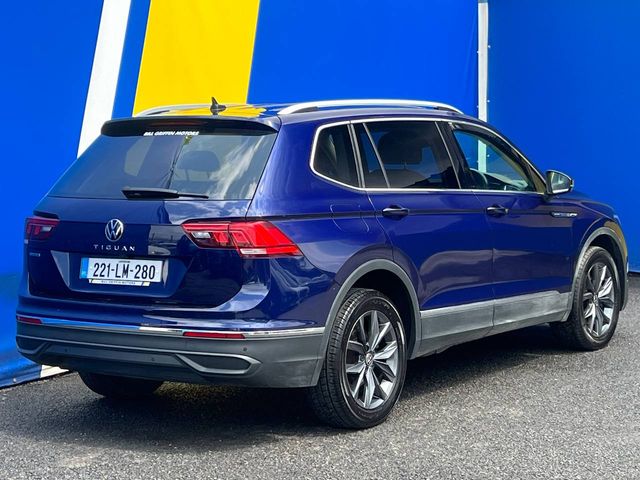 Image for 2022 Volkswagen Tiguan Allspace LIFE 7-SEATER 2.0 TDI // APPLE CARPLAY/ANDROID AUTO // 18" ALLOYS // DUAL ZONE CLIMATE CONTROL