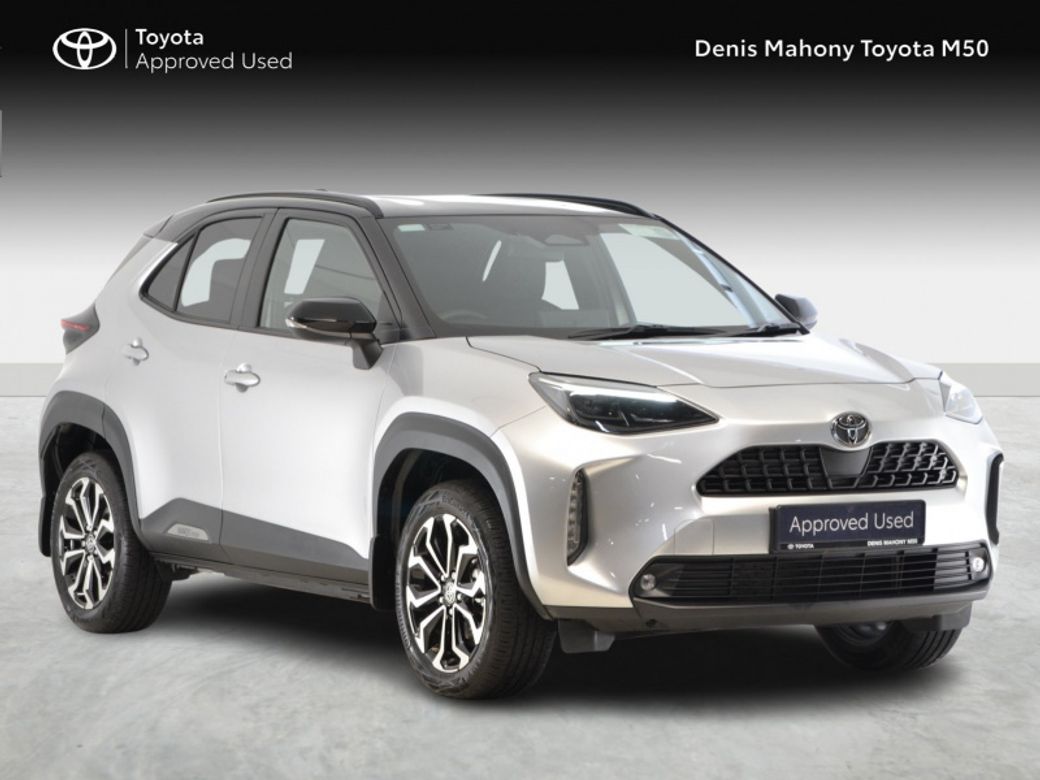 Image for 2025 Toyota Yaris Cross Luna Sport Hybrid Auto