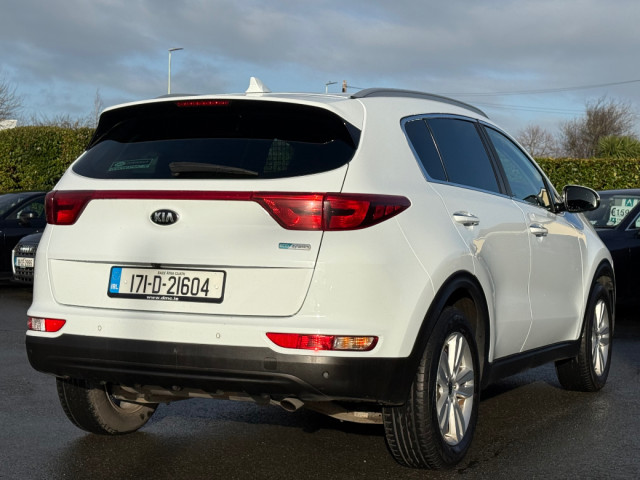 Image for 2017 Kia Sportage 1.7D PLATINUM COMMERCIAL *HUGE SPEC & FSH*