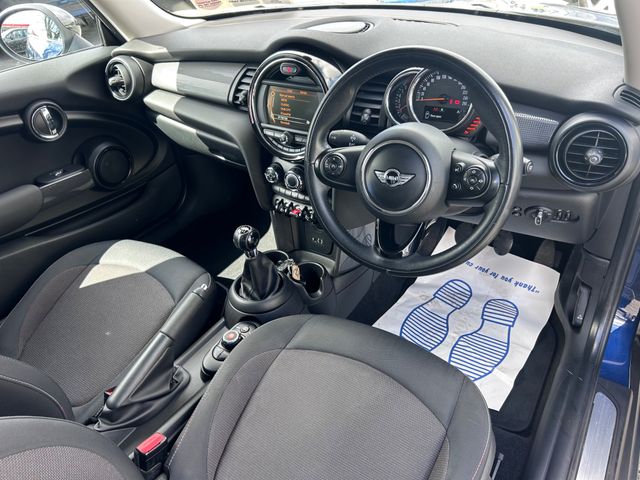 Image for 2017 Mini Cooper 2017 MINI COOPER 1.5 PETROL VERY LOW KMS