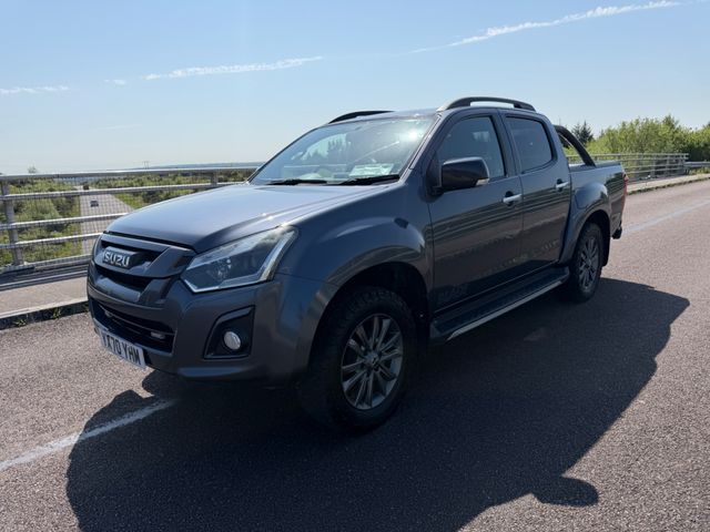 Image for 2020 Isuzu D-MAX BLADE DCB