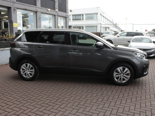 Image for 2020 Peugeot 5008 1.2 ACTIVE DELUXE 130BHP 7 SEATER AUTO // ONLY 103000 KM // STUNNING CAR FINISHED IN SILVER // BUY WITH CONFIDENCE AA AND SIMI APPROVED DEALER 2026 // FINANCE ARRANGED // ALL TRADE