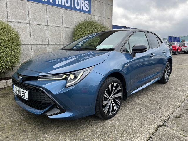 Image for 2021 Toyota Corolla HATCHBACK HYBRID LUNA SPORT //HALF LEATHER SEATS//REVERSE CAMERA// ADAPTIVE CRUISE CONTROL// 