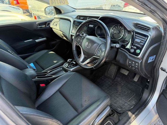 Image for 2018 Honda Grace 1.5 HYBRID AUTOMATIC SALOON - BLACK HALF LEATHER TRIM - REAR CAMERA