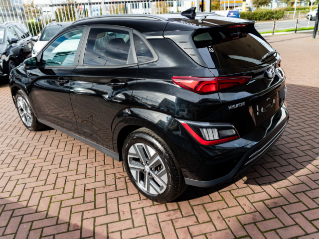 Image for 2021 Hyundai Kona ELECTRIC 150KW 64HKH 5DR HATCHBACK // BATHERY HEALTH CHECK GRADE A // SUPERB VALUE FOR MONEY // ULTRA RELIABLE ELECTRIC VEHICLE // BUY WITH CONFIDENCE AA AND SIMI APPROVED DEALER 2025 // FINANCE ARRAN