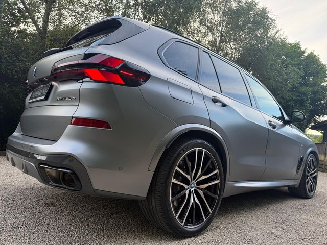 Image for 2025 BMW X5 50E M SPORT *Frozen Grey*