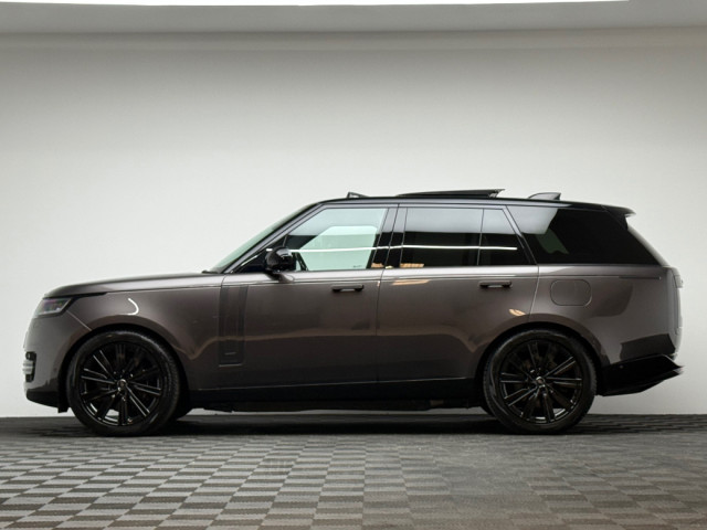Image for 2025 Land Rover Range Rover P550E AUTOBIOGRAPHY