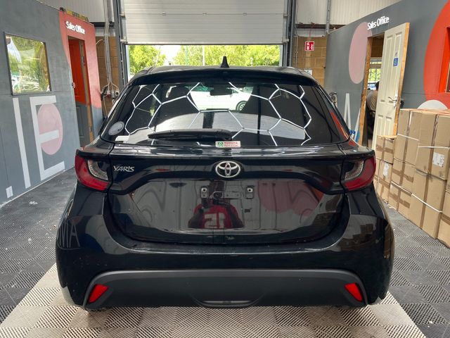 Image for 2021 Toyota Yaris 2021 TOYOTA YARIS X 1.0 AUTOMATIC / REVERSE CAMERA AND MORE