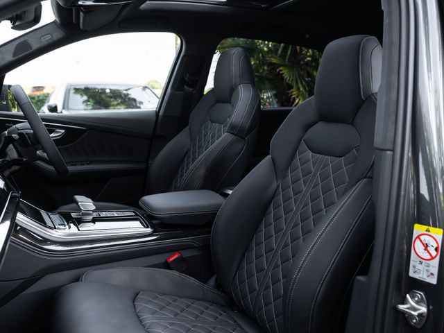 Image for 2026 Audi Q7 TFSIe Vorsprung