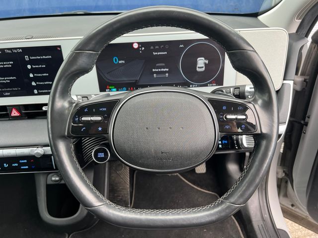 Image for 2023 Hyundai Ioniq 5 77kw LONG RANGE// PREMIUM // SERVICE HISTORY // APPLE CARPLAY/ANDROID AUTO // DIGITAL CLUSTER