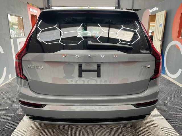 Image for 2025 Volvo XC90 2025 VOLVO XC90 ULTRA T8 AWD PLUG-IN HYBRID 2.0 AUTOMATIC / CRUISE CONTROL / PARKING CAMERA / ELECTRIC MEMORY & HEATED SEATS / PANORAMIC SUNROOF / APPLE CARPLAY / 7 SEATS OPTION AND MORE