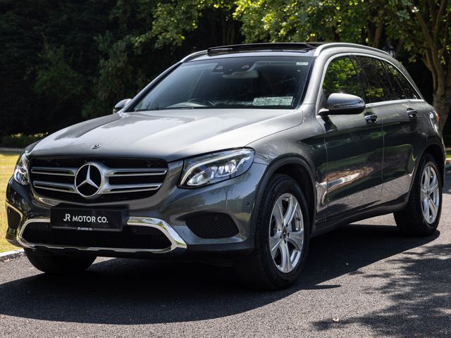 Image for 2018 Mercedes-Benz GLC Class 220D 4matic **Premium Pack & Sunroof**
