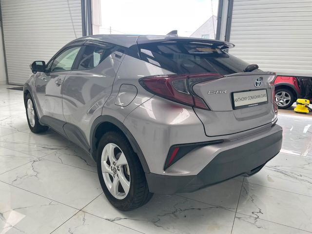 Image for 2022 Toyota C-HR 1.8 HYBRID SOL