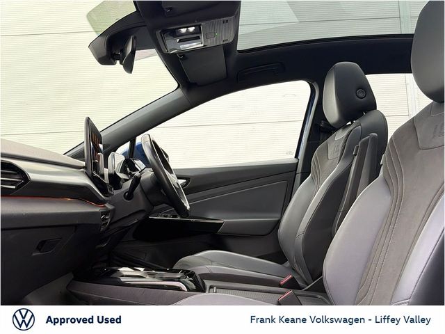 Image for 2022 Volkswagen ID.5 77KWH FAMILY 174HP *BLUE DUSK METALLIC* *PANORAMIC GLASS ROOF* *IQ HEADLIGHTS* *PRIVACY GLASS* *ART VELOUR SEATS* *PARKING CAMERA* *BATTERY CERTIFIED*
