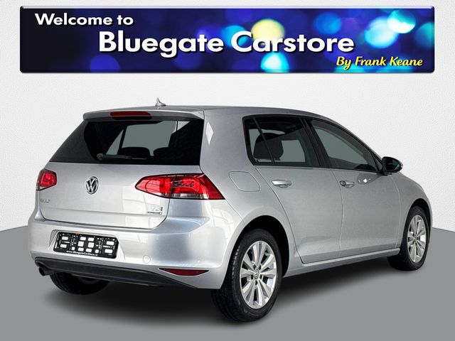 Image for 2017 Volkswagen Golf **COMFORTLINE DSG GEARBOX**KEYLESS START**TOUCH SCREEN MEDIA DISPLAY**REVERSE CAMERA**BLUETOOTH**MULTIFUNCTIONAL STEERING WHEEL**SEMI DIGITAL DASH**BLACK CLOTH INTERIOR**FINANCE ARRANGED**