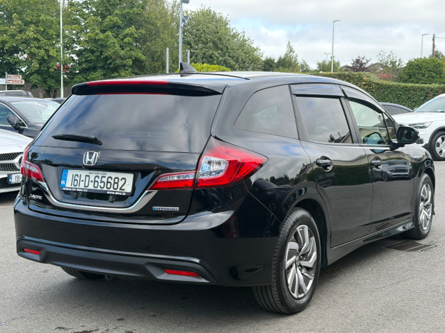 Image for 2016 Honda Jade Auto 6 Seater 1.5 Hybrid