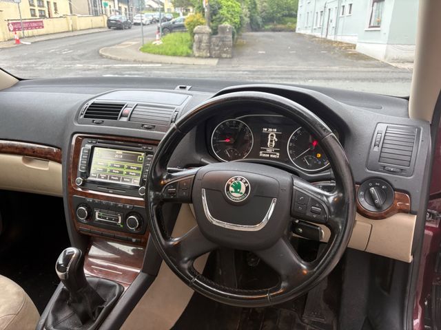 Image for 2012 Skoda Octavia 1.6 TDI 105 Elegance 