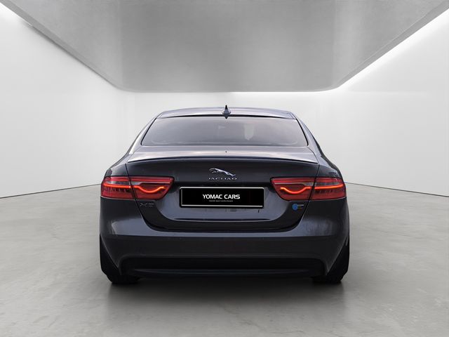 Image for 2015 Jaguar XE 2.0D AUTO R-SPORT -- EXCELLENT CONDITION -- FINANCE ARRANGED