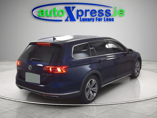 Image for 2020 Volkswagen Passat ALLTRACK 4MOTION Automatic