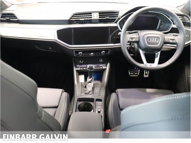 Image for 2024 Audi Q3 35 TDI 150HP S Tronic S line